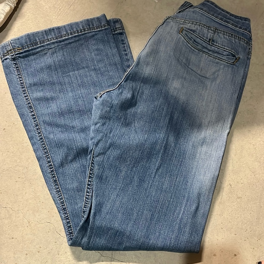 Cinch Lynden Medium Wash size 30 Long